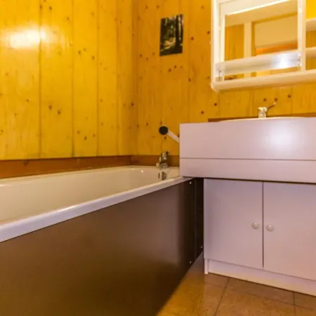Apartment Fonctionnel Pres Des Pistes Avec Balcon - 4 Pers. - Fr-1-181-2549 La Plagne-Tarentaise